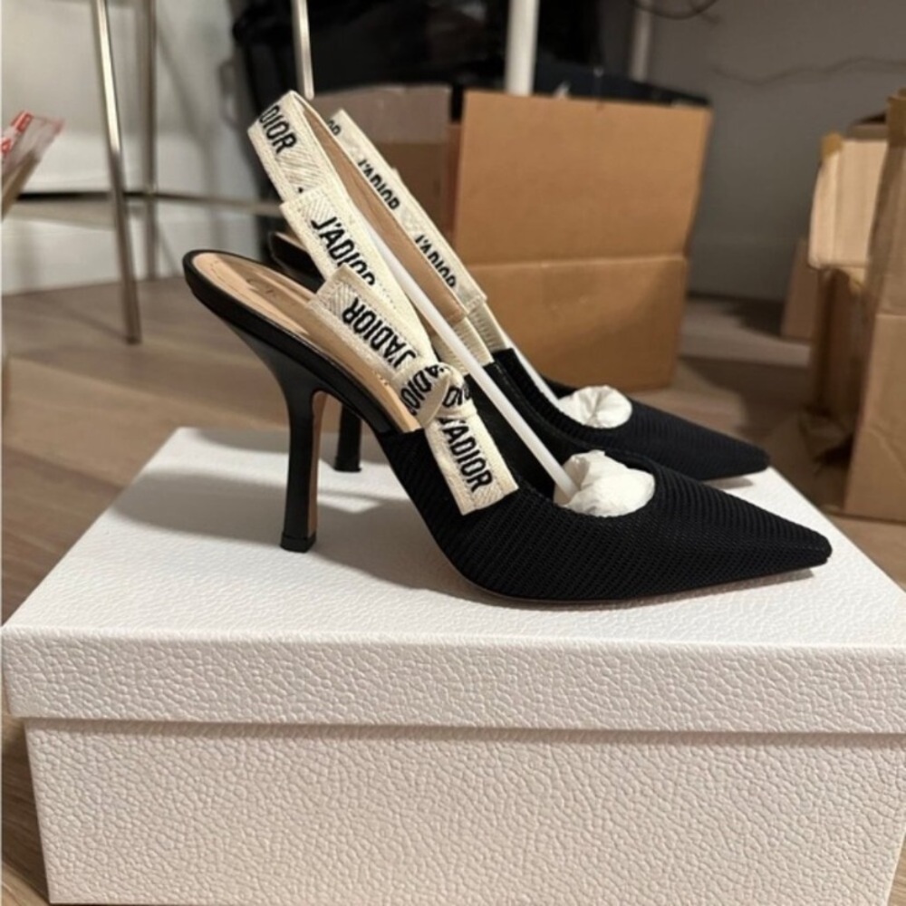 Elegant Black J'Adior Ankle Booties